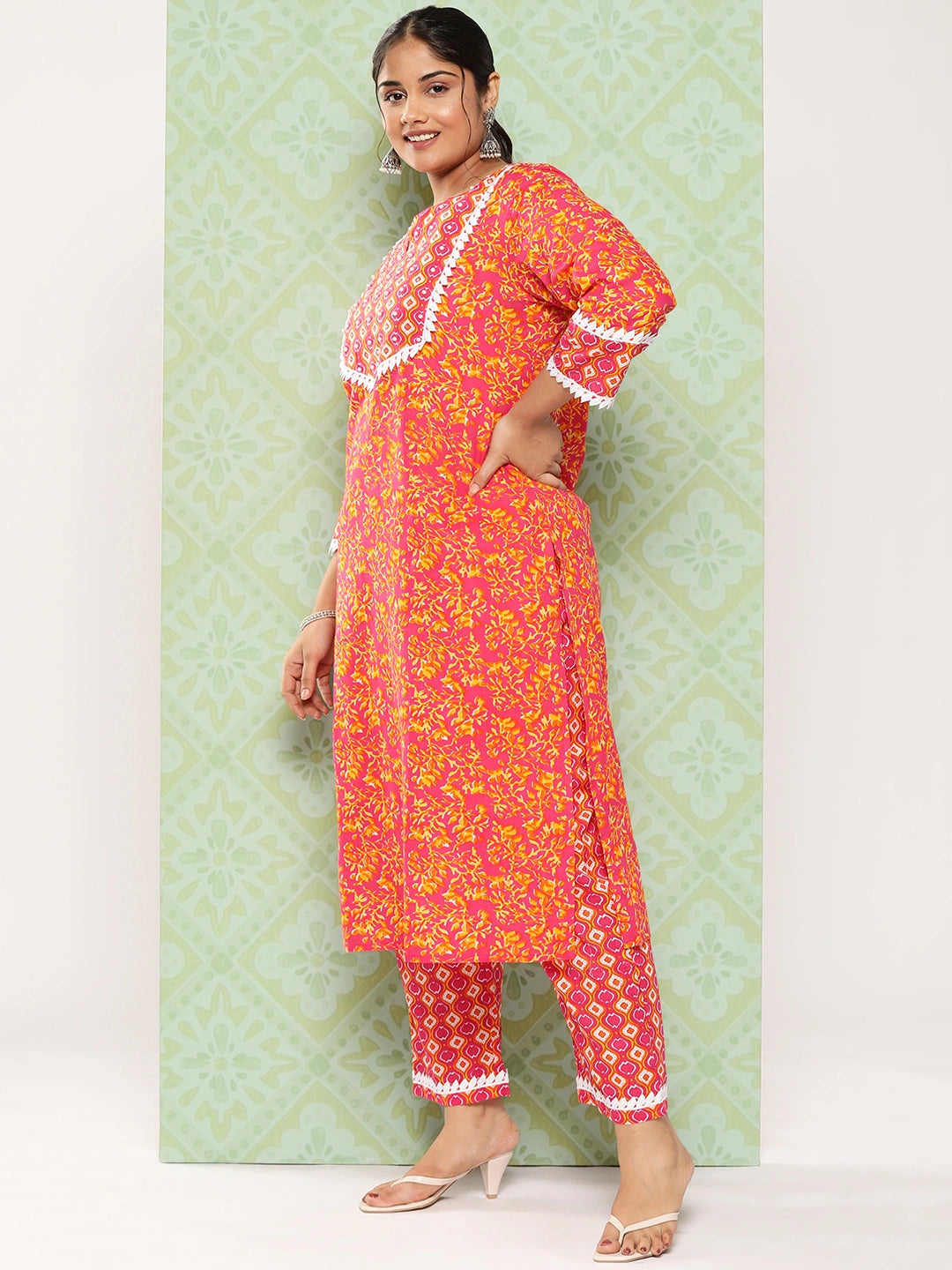 Plus Size Pink Floral Printed Pure Cotton Kurta with Trousers & With Dupatta-Yufta Store-1346PSKDPK3XL