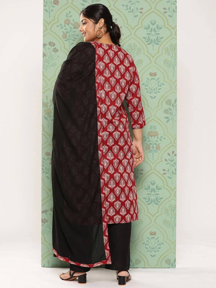 Plus Size Red Ethnic Motifs Printed Gotta Patti Cotton Kurta with Trousers & Dupatta-Yufta Store-1392PSKDRD3XL