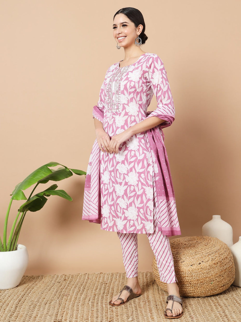 Purple Cotton Floral Print Kurta Set Dupatta With Embroidery-Yufta Store-1602SKDPRS