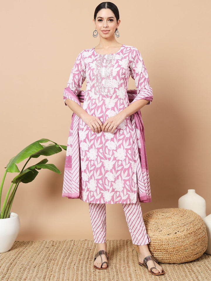 Purple Cotton Floral Print Kurta Set Dupatta With Embroidery-Yufta Store-1602SKDPRS