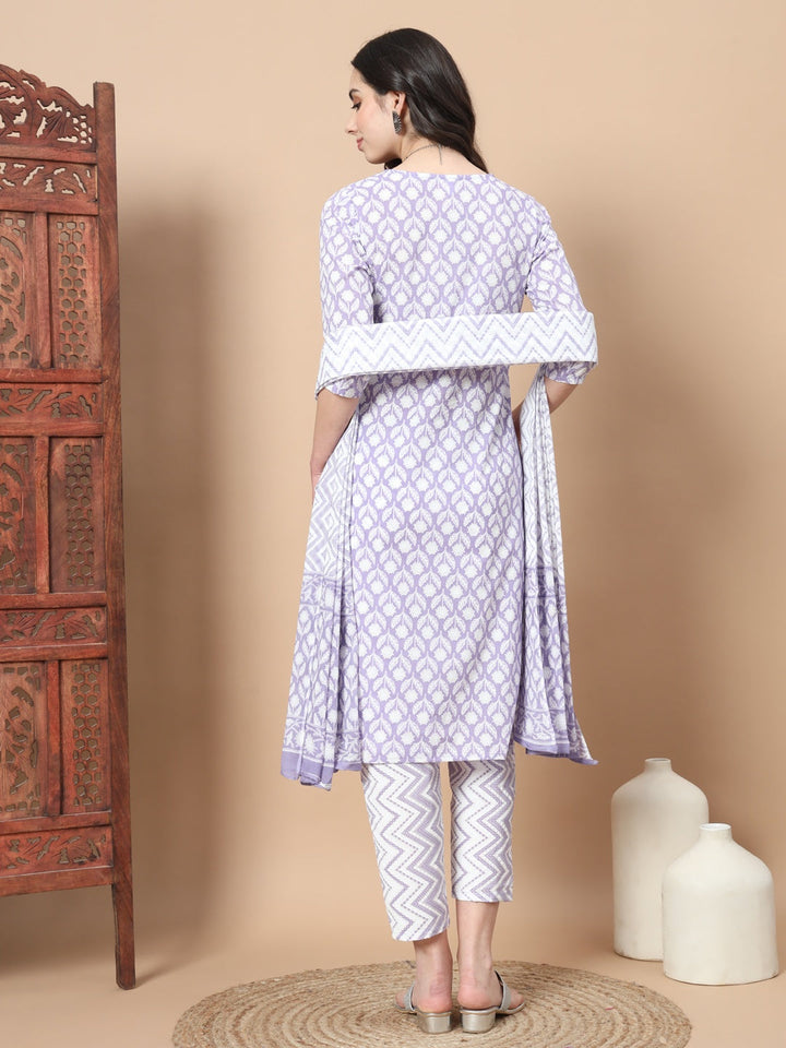 Purple Floral,Piping On Yoke Straight Kurta Trouser And Dupatta Set-Yufta Store-6833SKDPRS