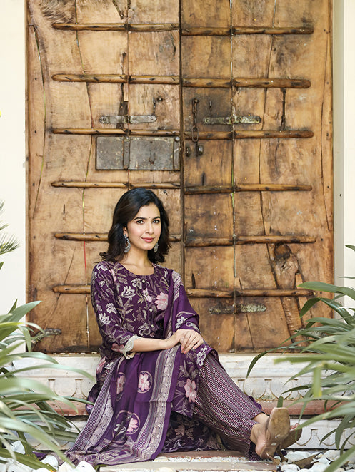 Purple chanderi silk Straight Kurta Harem pants And Dupatta Set-Yufta Store-1618SKDPRS