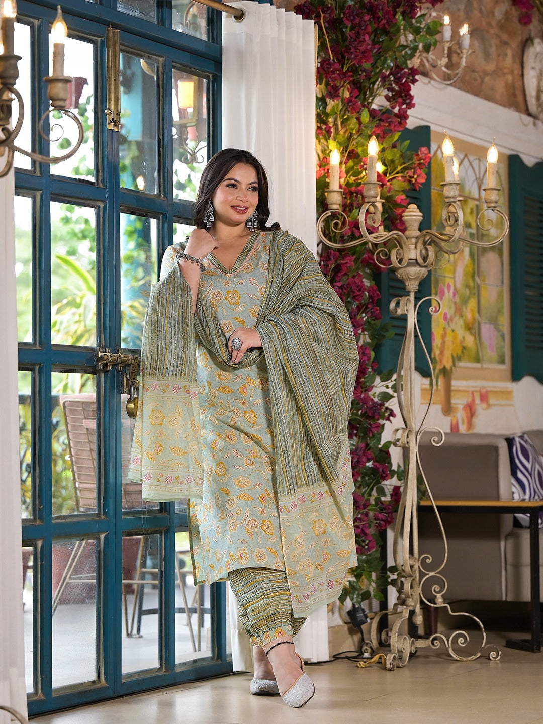 Sea Green Floral Print Straight Plus size Kurta Harem pants And Dupatta Set-Yufta Store-1521PSKDSG3XL