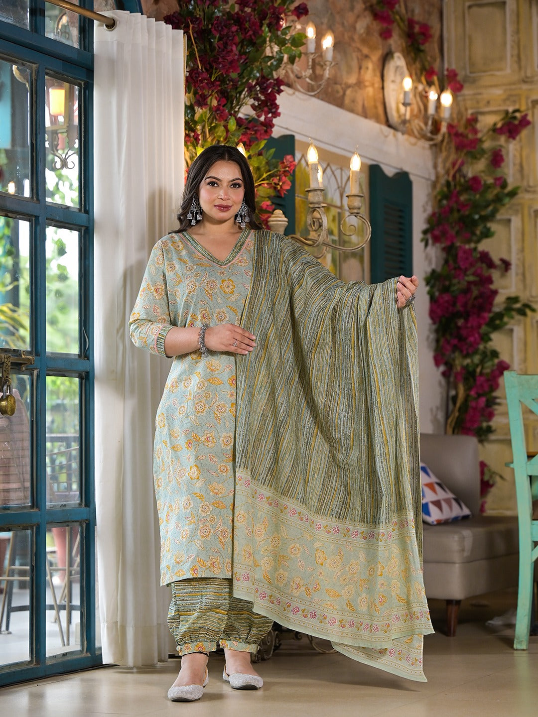 Sea Green Floral Print Straight Plus size Kurta Harem pants And Dupatta Set-Yufta Store-1521PSKDSG3XL