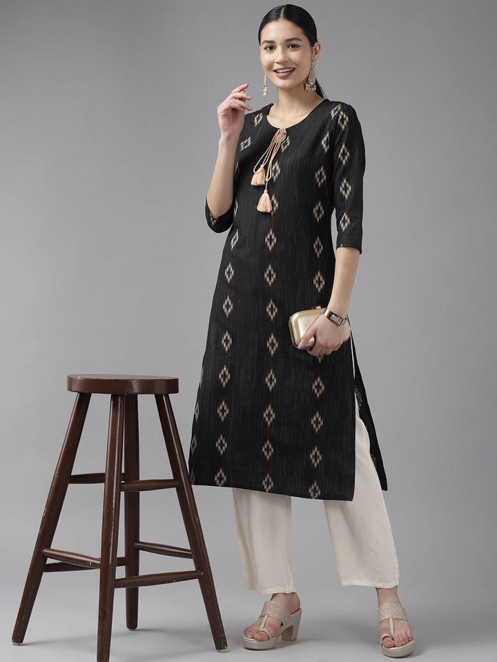 Straight Kurta-Yufta Store-1115KURBKS