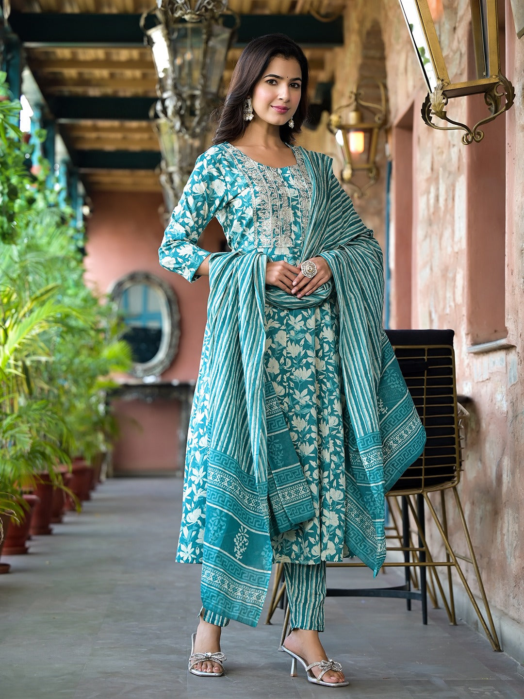 Teal Green Floral Dori_Embroidery Kurta Trouser With Dupatta Set-Yufta Store-1724SKDTGS