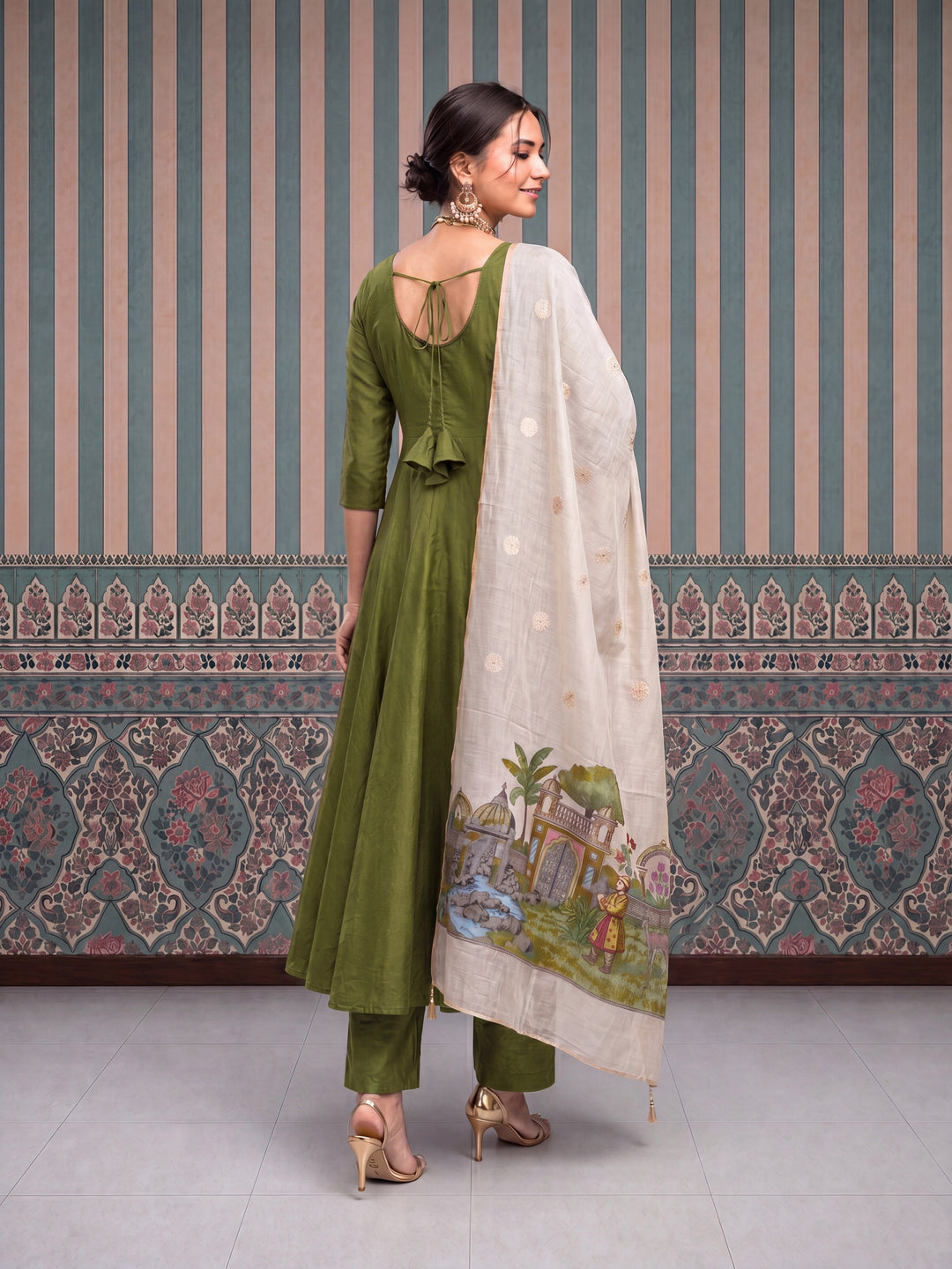 Green Mul Chanderi Anarkali Kurta Pant Dupatta Set