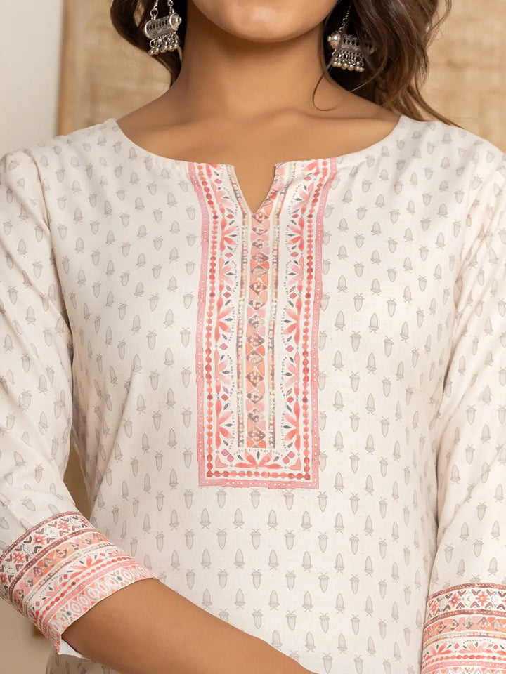 White Cotton A-Line Kurta With Digital Print-Yufta Store-1924KURWHS