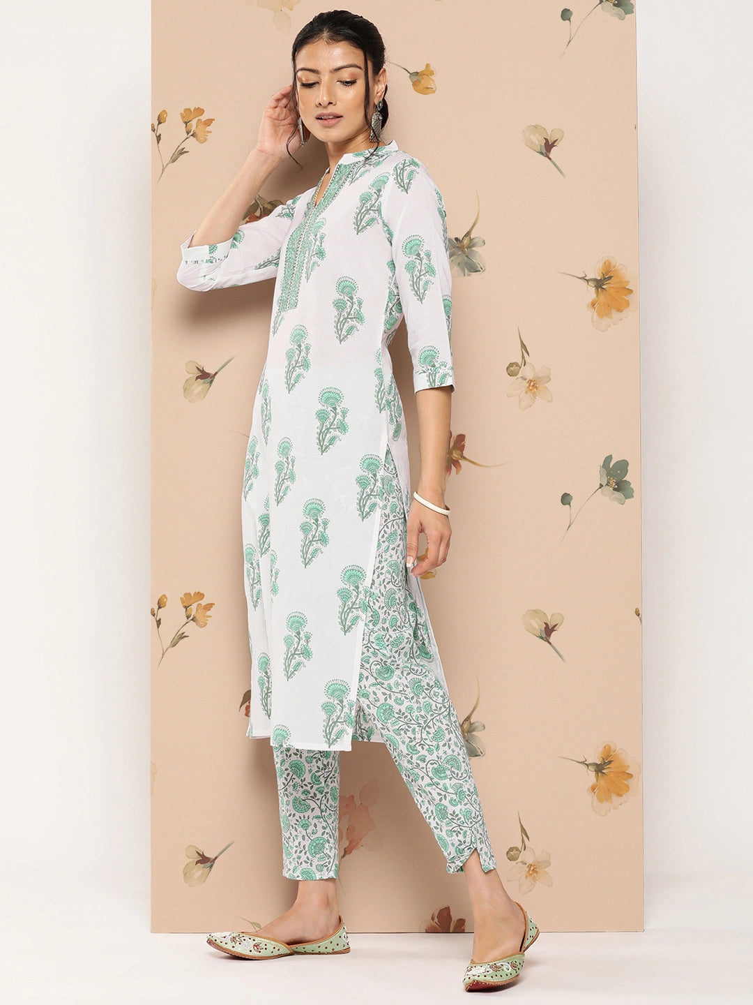 White Floral Cotton Kurta Dupatta Set-Yufta Store-1241SKDWHS