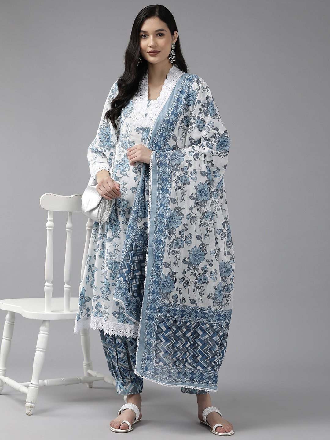White Floral Printed Thread Work Pure Cotton Kurta with Harem Pants & With Dupatta Set