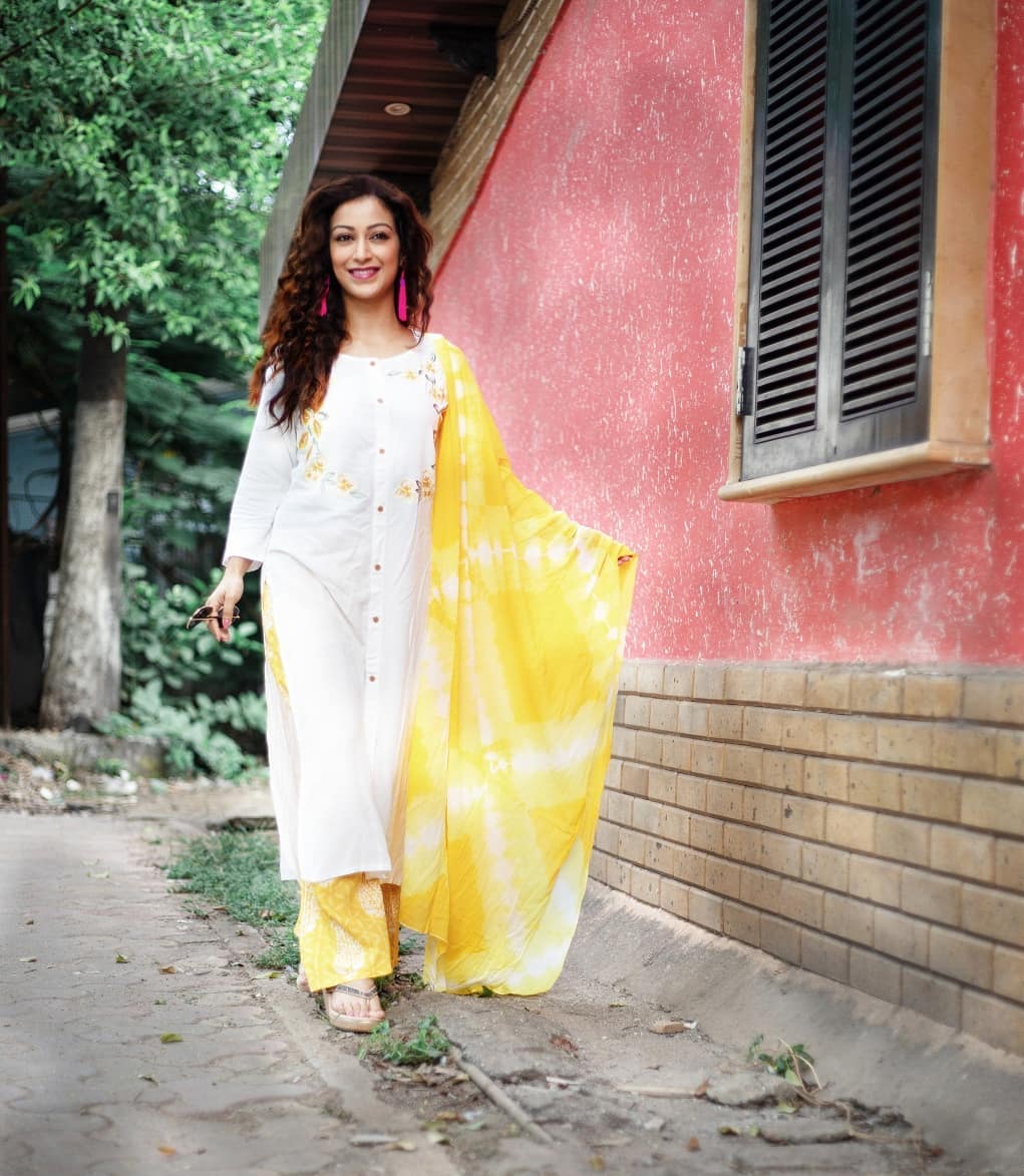 White & Yellow Embroidered Dupatta Set-Yufta Store-YFPSET1719S