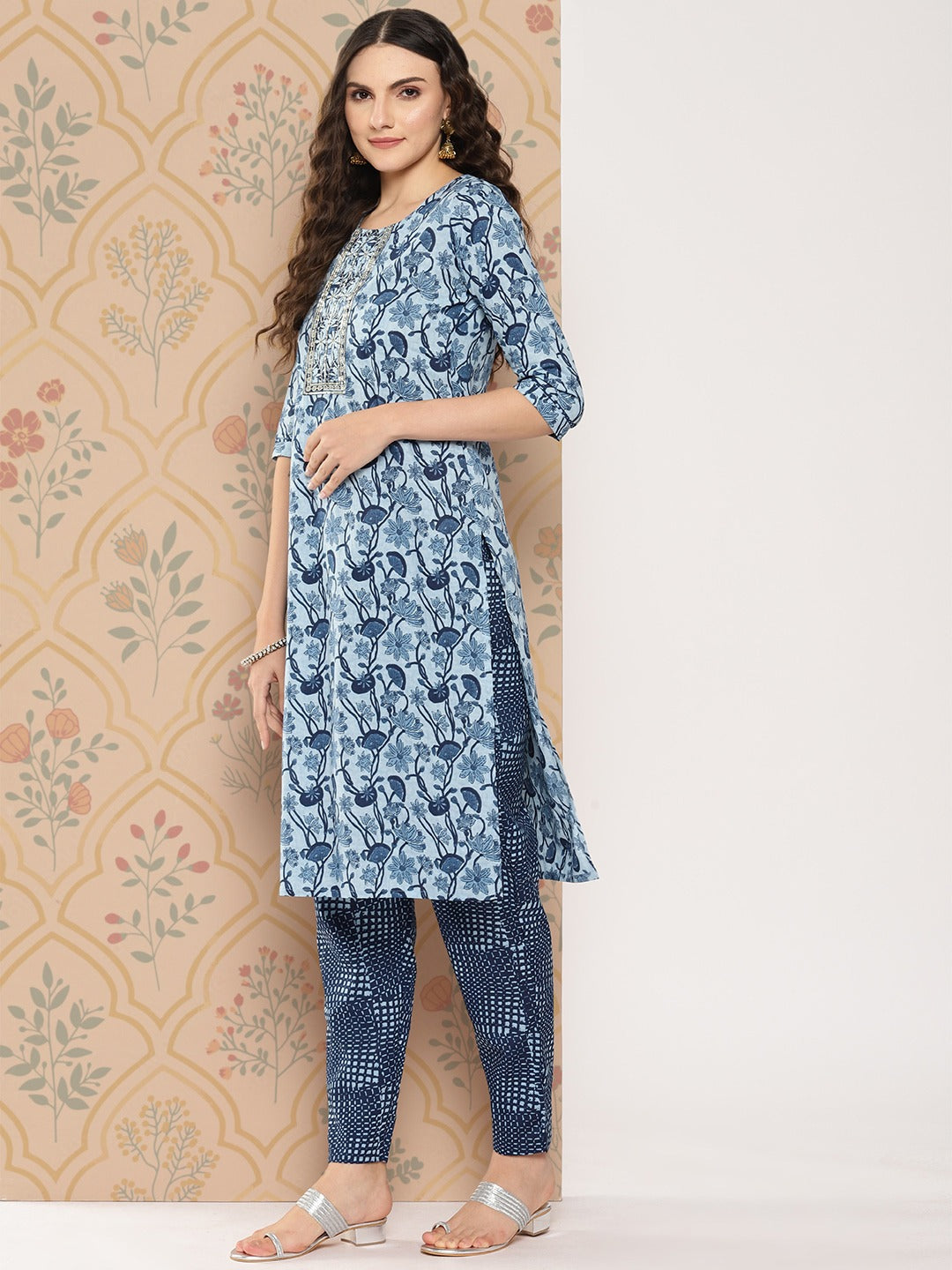 Women Floral Embroidered Regular Zardozi Pure Cotton Kurta with Trousers & Dupatta Set-Yufta Store-1449SKDBLS