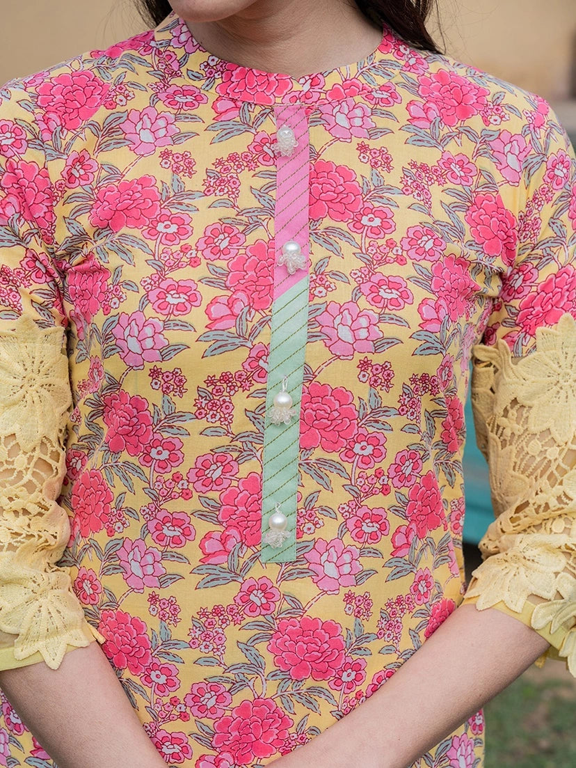 Yellow And Pink Floral Print,Thread_Work Pakistani Style Kurta Trouser And Dupatta Set-Yufta Store-1994SKDYLS