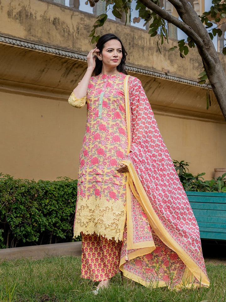 Yellow And Pink Floral Print,Thread_Work Pakistani Style Kurta Trouser And Dupatta Set-Yufta Store-1994SKDYLS