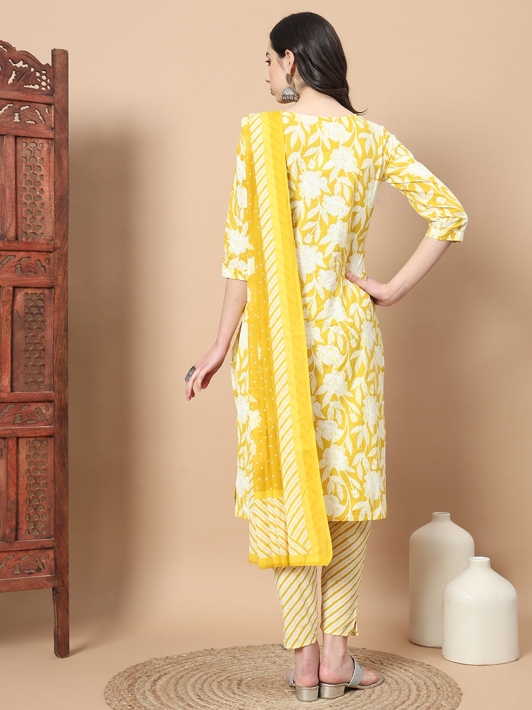 Yellow Cotton Floral Print Kurta Set Dupatta With Embroidery-Yufta Store-1602SKDYLS