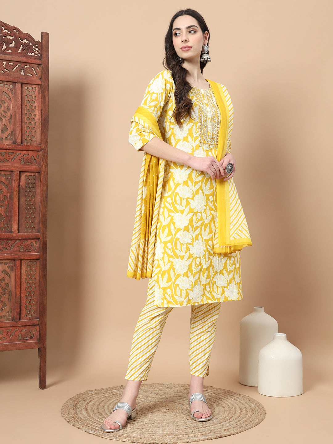 Yellow Cotton Floral Print Kurta Set Dupatta With Embroidery-Yufta Store-1602SKDYLS