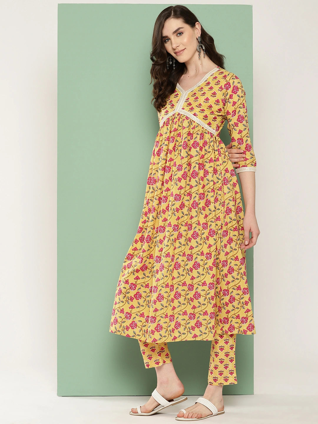 Yellow Floral Printed Regular Pure Cotton Kurta with Trousers & With Dupatta Set-Yufta Store-1335SKDYLS