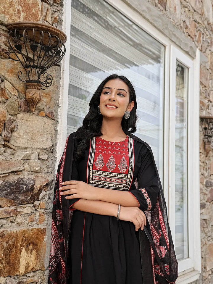 Black Cotton A Line Gathered Or Pleated Kurta Dupatta Set-Yufta Store-6500SKDBKM