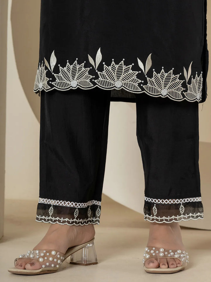 Black Embroidered Silk Blend Straight Kurta Bottom Dupatta Set-Yufta Store-6990SKDBKS