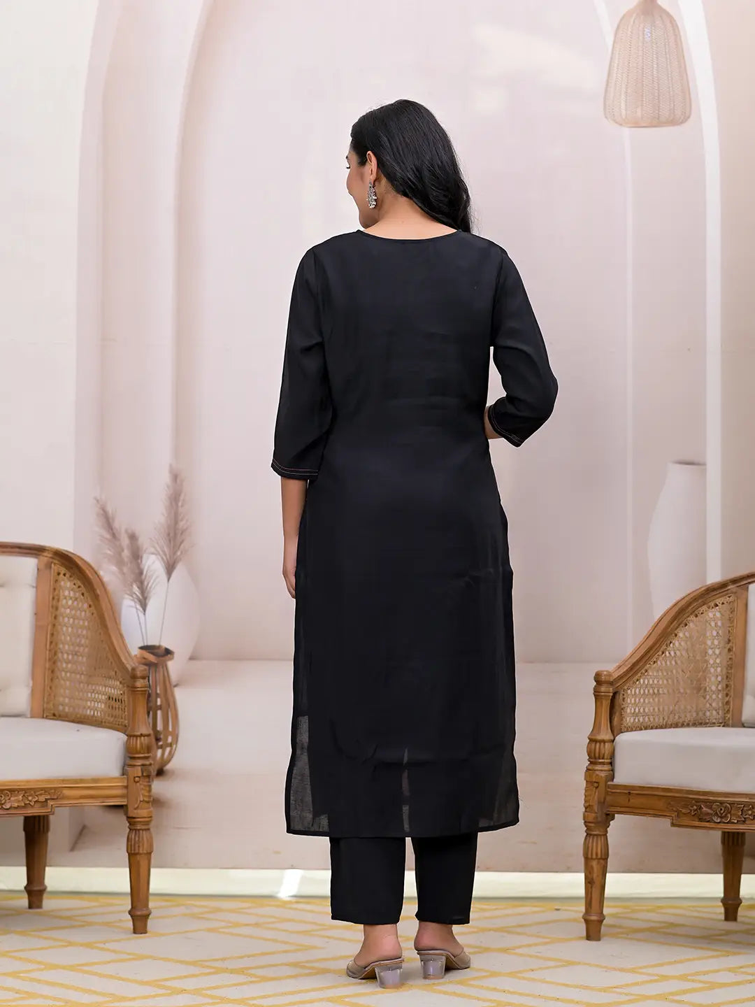 Black Embroidered Silk Blend Straight Kurta Dupatta Set-Yufta Store-6993SKDBKS