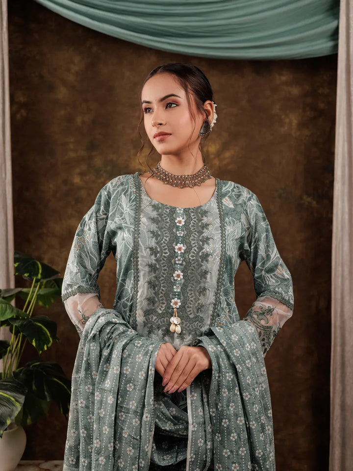 Green Cotton Kurta Dupatta Set With Lace Detailing-Yufta Store-7184SKDGRS