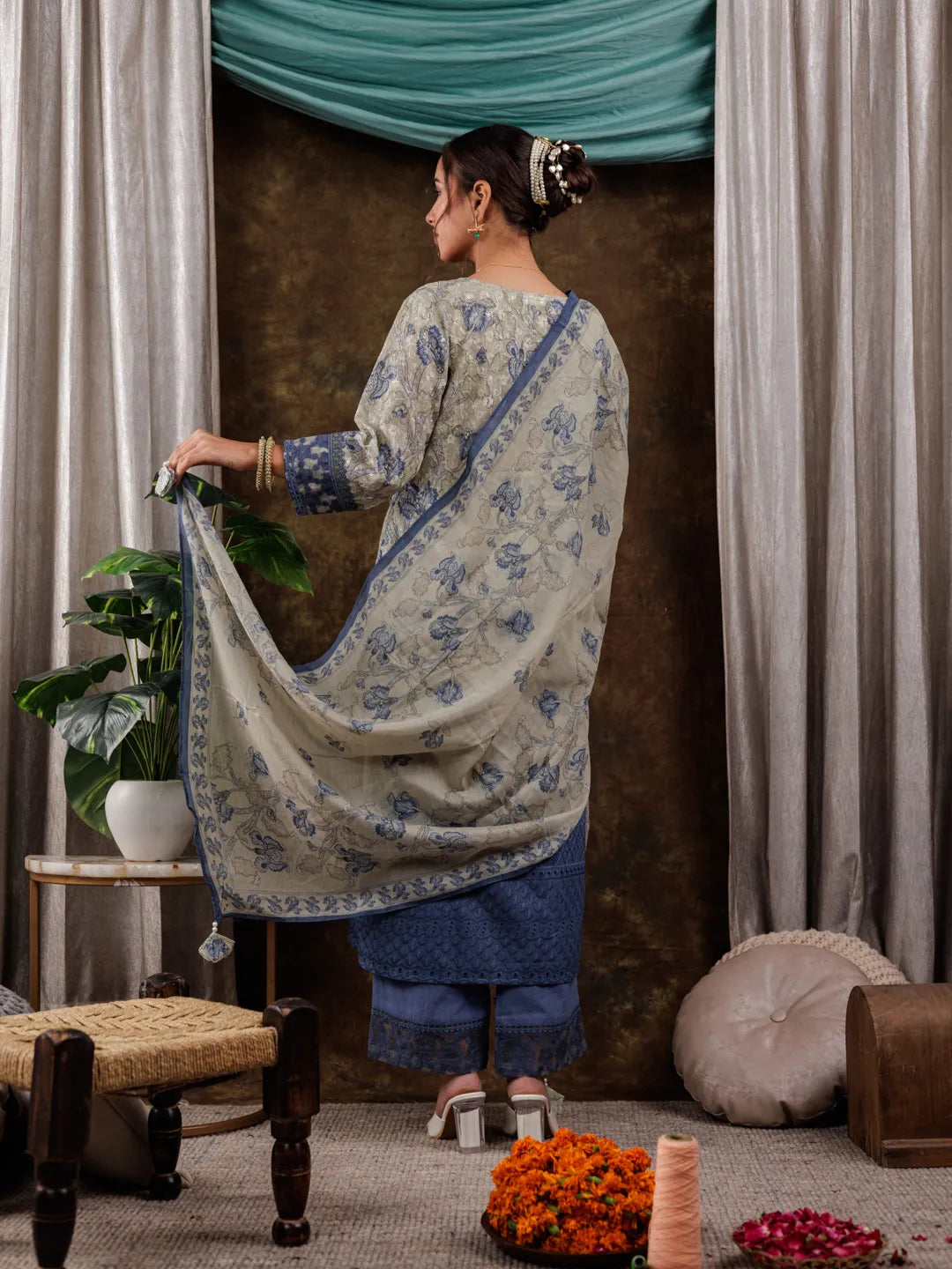 Green Cotton Schiffli Floral Print Kurta Dupatta Set With Lace Detailing-Yufta Store-7189SKDGRS