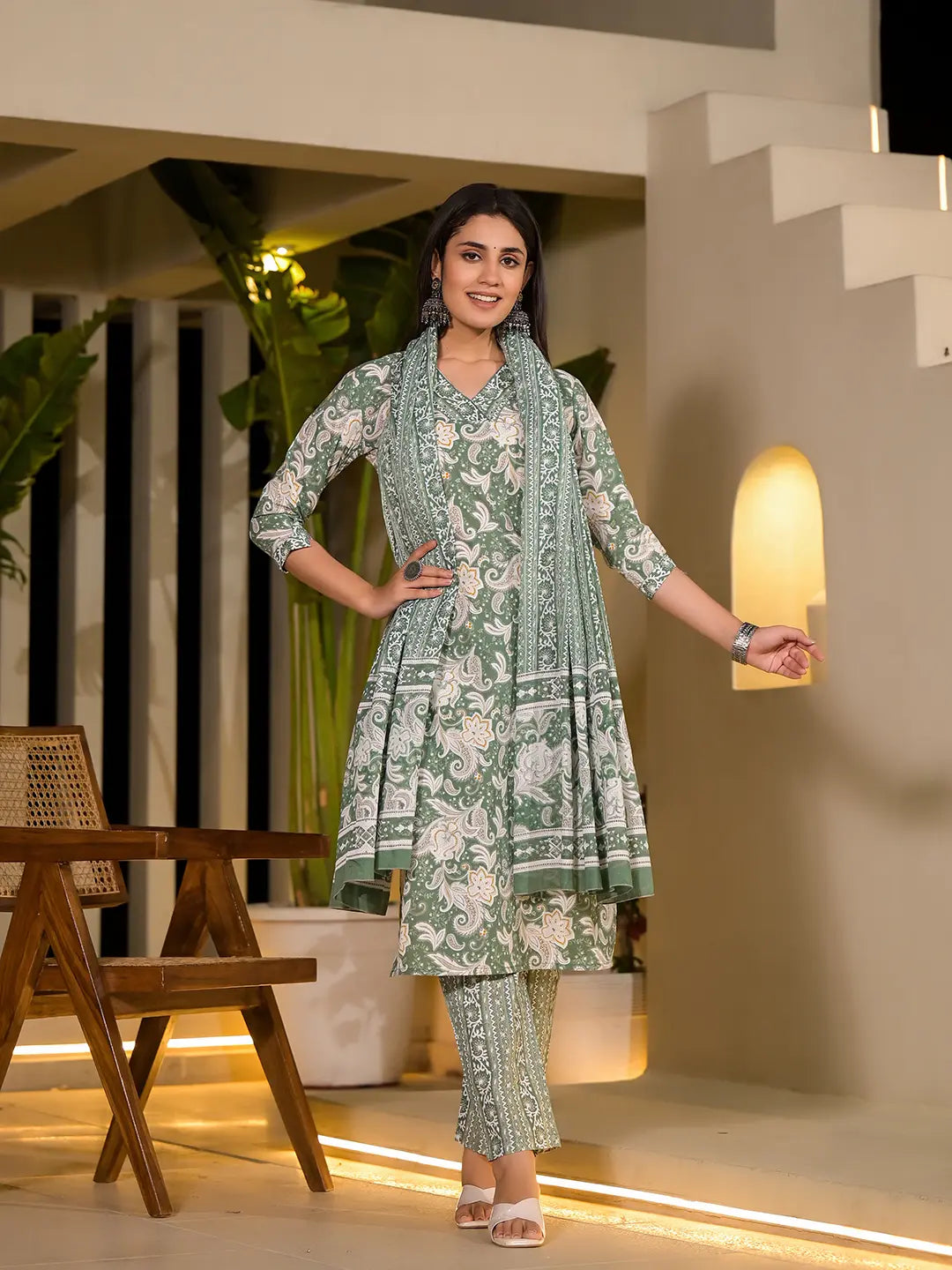 Green Cotton Straight Paisley Print Kurta With Trousers And Dupatta Set-Yufta Store-6840SKDGRS