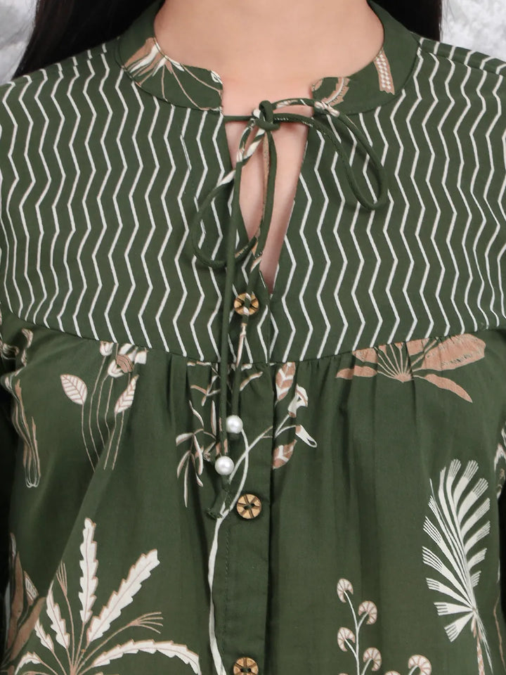 Green Cotton Three Quarter Puffed Sleeves Top