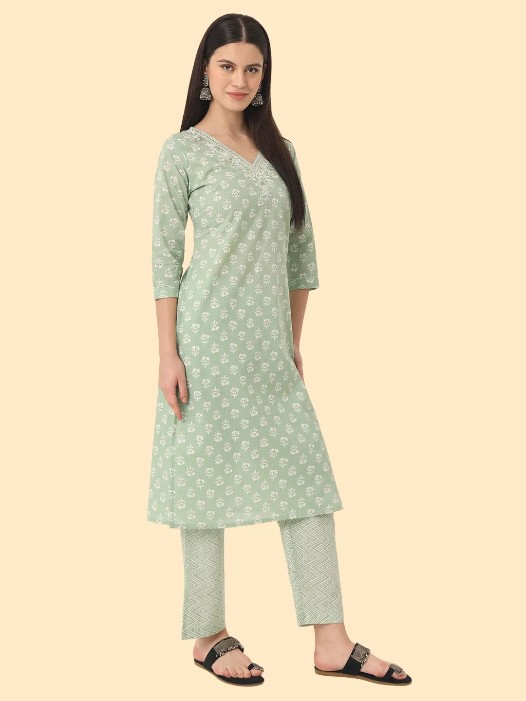 Green Ethnic Motifs Embroidered Regular Chikankari Pure Cotton Kurta with Trousers & With Dupatta-Yufta Store-7356SKDGRM