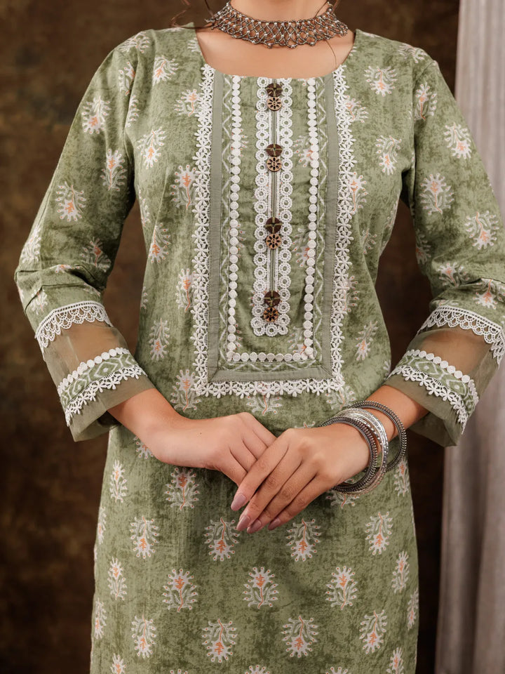 Green Ethnic Motifs Pure Cotton Kurta Dupatta Set With Lace Detailing-Yufta Store-7180SKDGRS