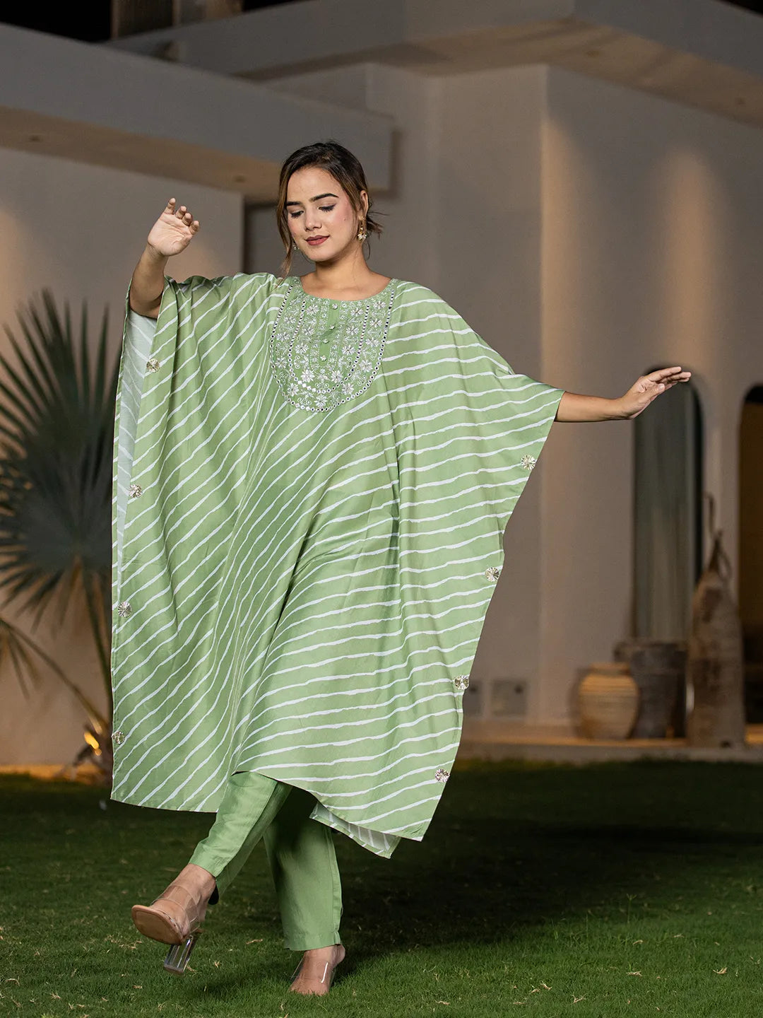 Green Leheriya Embroidered Kaftan Kurta Set-Yufta Store-6898SETGRS