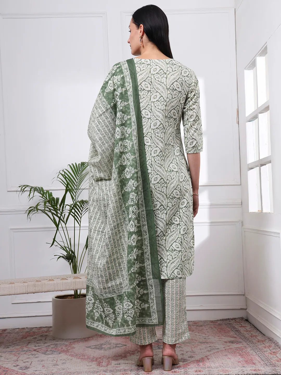 Green Pure Cotton Ethnic Motifs Straight Kurta Trouser Dupatta Set