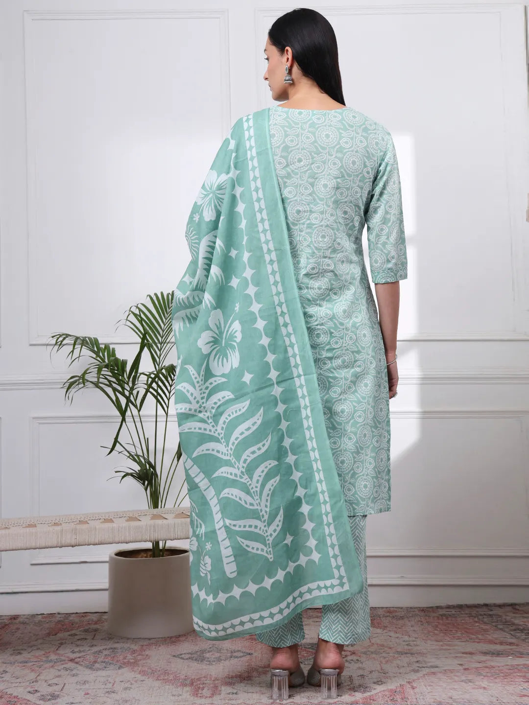 Green Pure Cotton Ethnic Motifs Thread Work Kurta Dupatta Pant Set