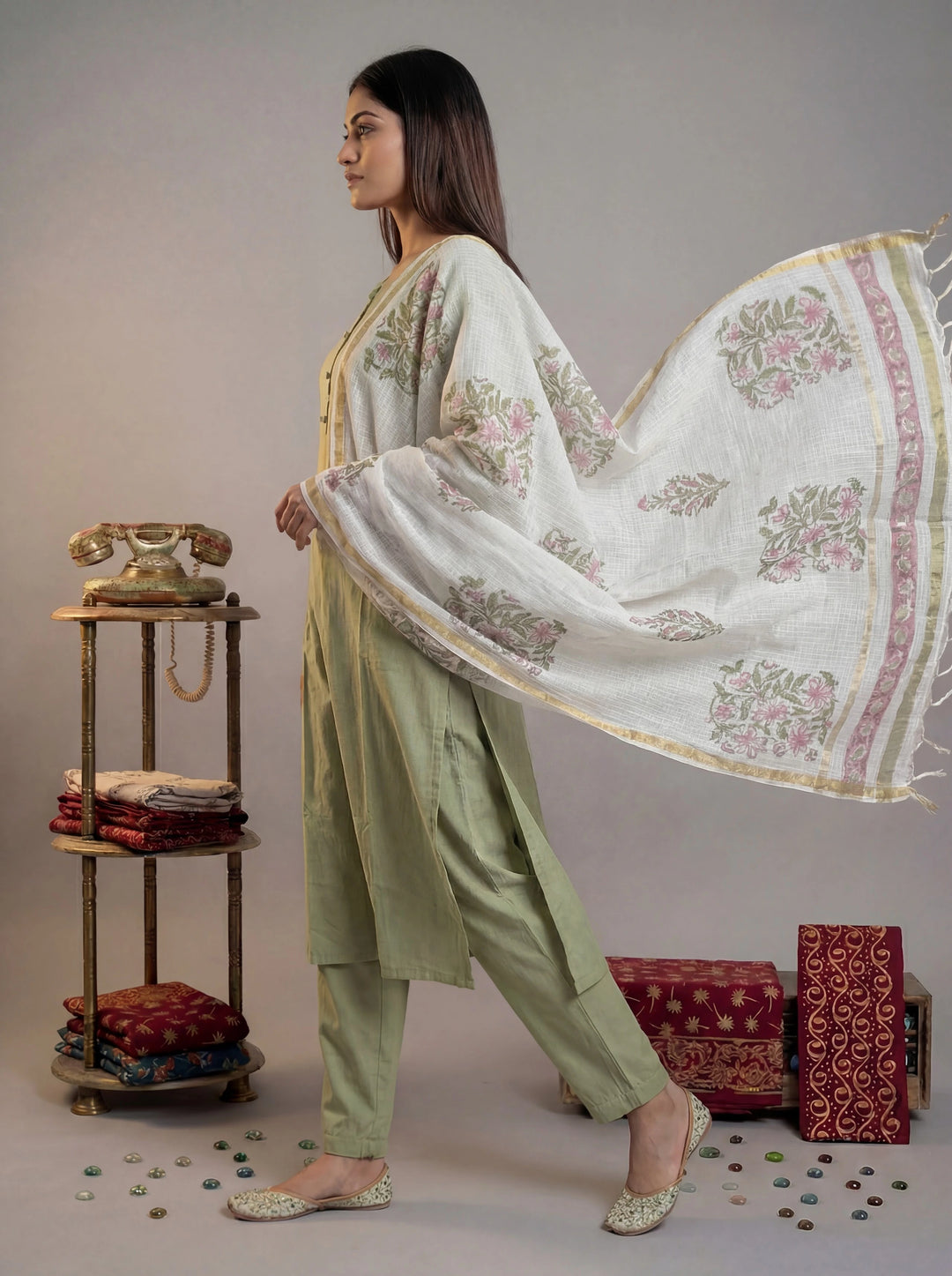 Green Silk Blend Straight Kurta Pant With Handblock Print Kota Doriya Dupatta Set