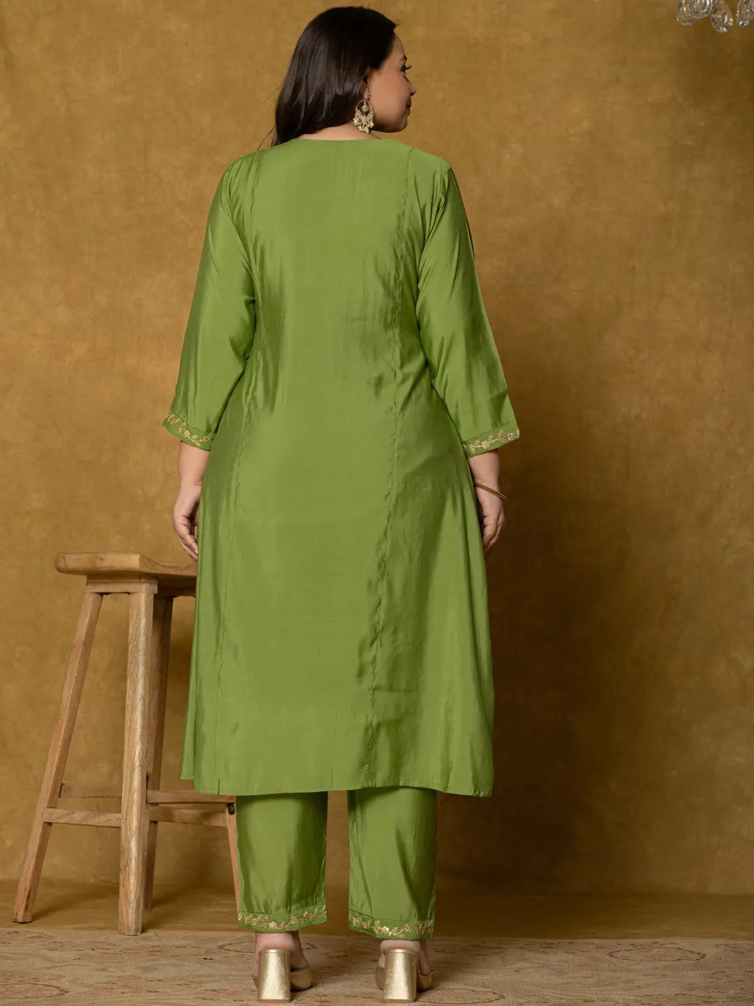 Green Silk Embroidered Plus Size Kurta Dupatta Set-Yufta Store-7175PSKDGR3XL