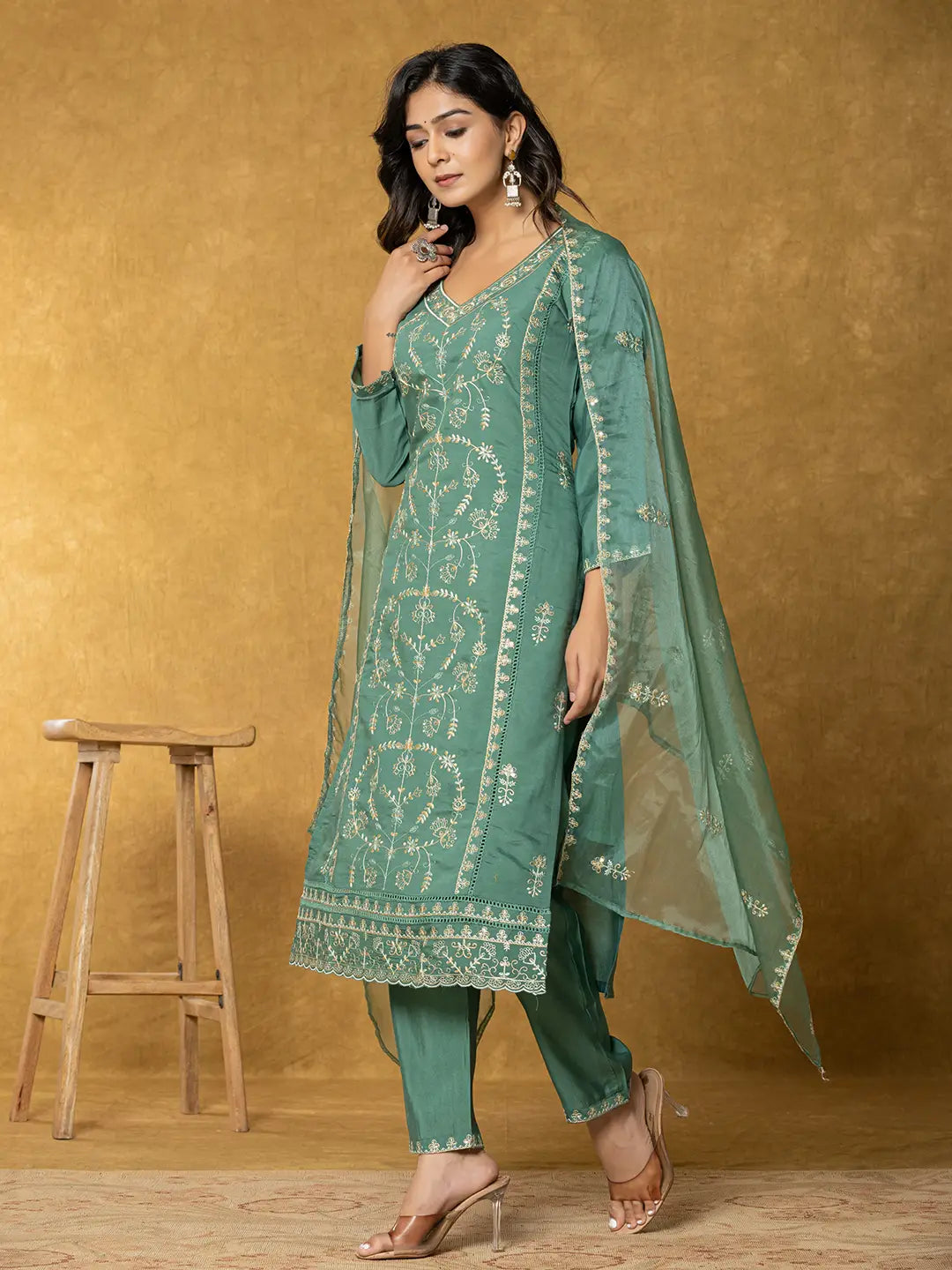 Green Thread_Work Silk Blend Straight Kurta Dupatta Pant Set-Yufta Store-7284SKDGRS