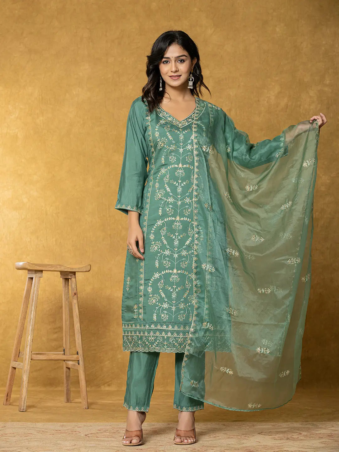 Green Thread_Work Silk Blend Straight Kurta Dupatta Pant Set-Yufta Store-7284SKDGRS