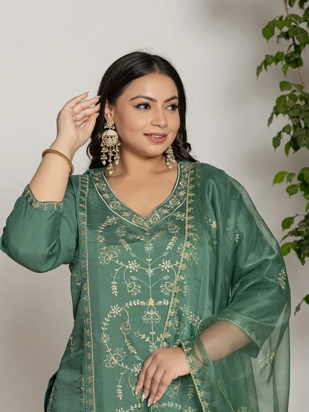 Green Thread_Work Silk Blend Straight Plus Size Kurta Dupatta Pant Set-Yufta Store-7284PSKDGR3XL