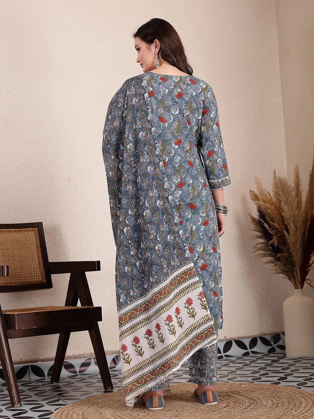 Grey Cotton Straight Kurta Dupatta Pant Set-Yufta Store-6428SKDGYM
