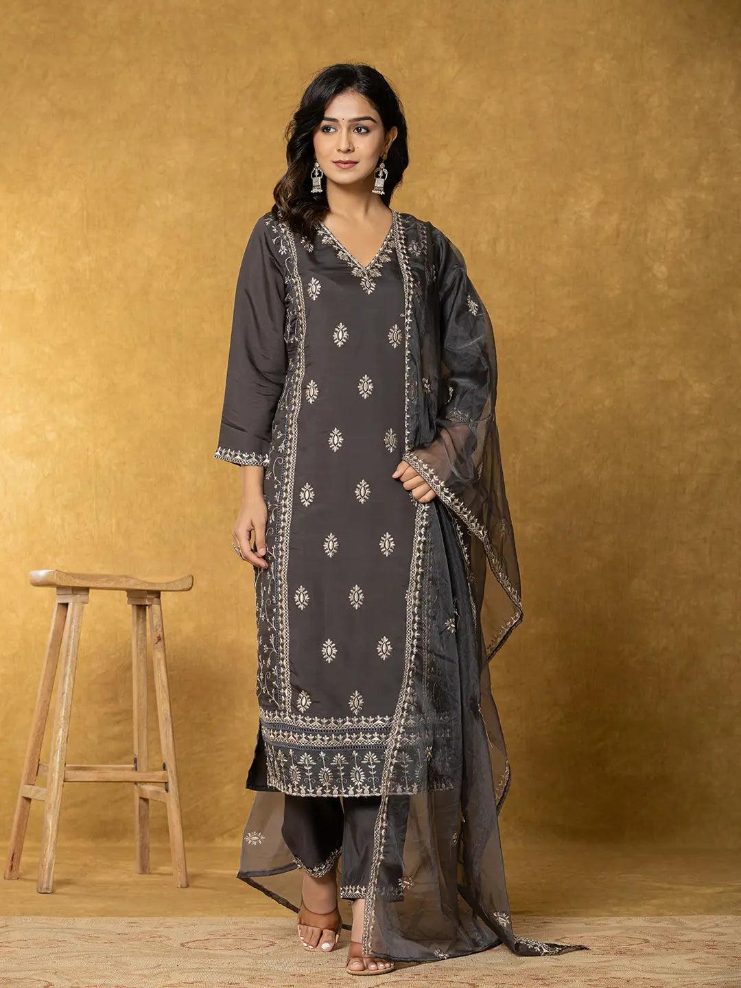 Grey Silk Kurta Dupatta Pant Set-Yufta Store-7283SKDGYS