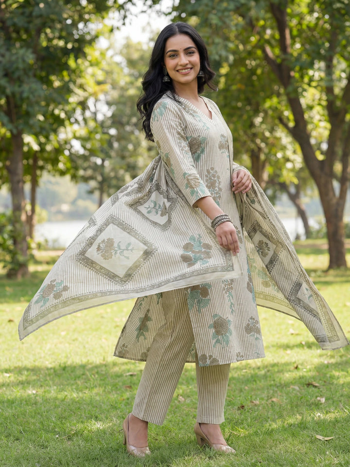 Grey Straight Design Striped And Floral Print With This Kurta Trouser Dupatta Set-Yufta Store-7685SKDGYM