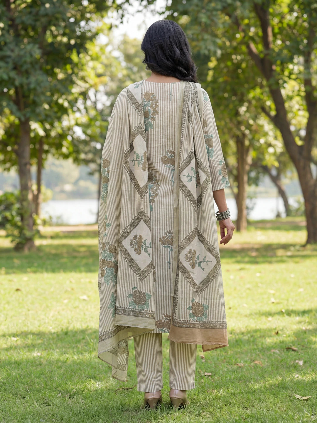 Grey Straight Design Striped And Floral Print With This Kurta Trouser Dupatta Set-Yufta Store-7685SKDGYM