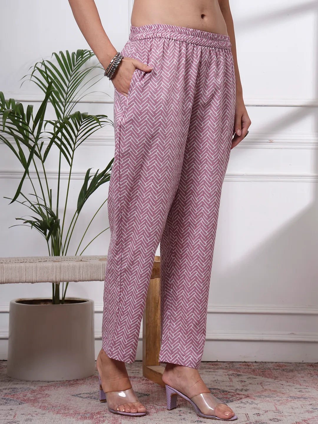 Mauve Pure Cotton Ethnic Motifs Thread Work Kurta Dupatta Pant Set