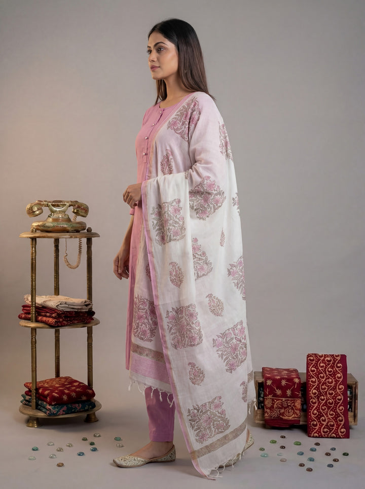 Mauve Silk Blend Straight Kurta Pant With Handblock Print Kota Doriya Dupatta Set