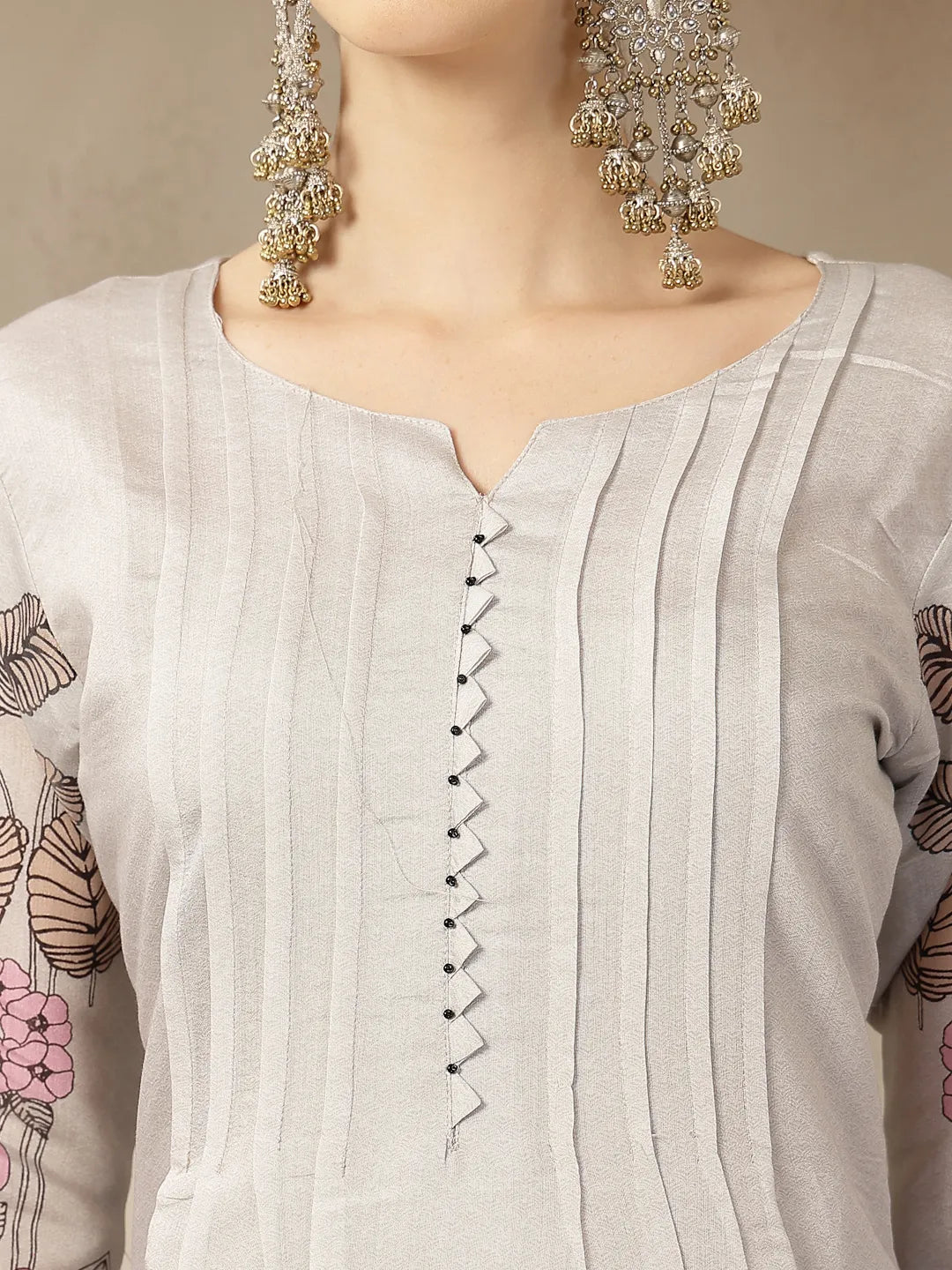 Mul Chanderi Light Grey Kurta Dupatt Pant Set