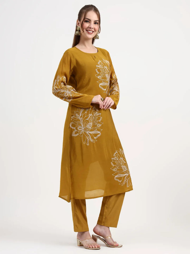 Mul Chanderi Mustard Kurta Dupatta Pant Set