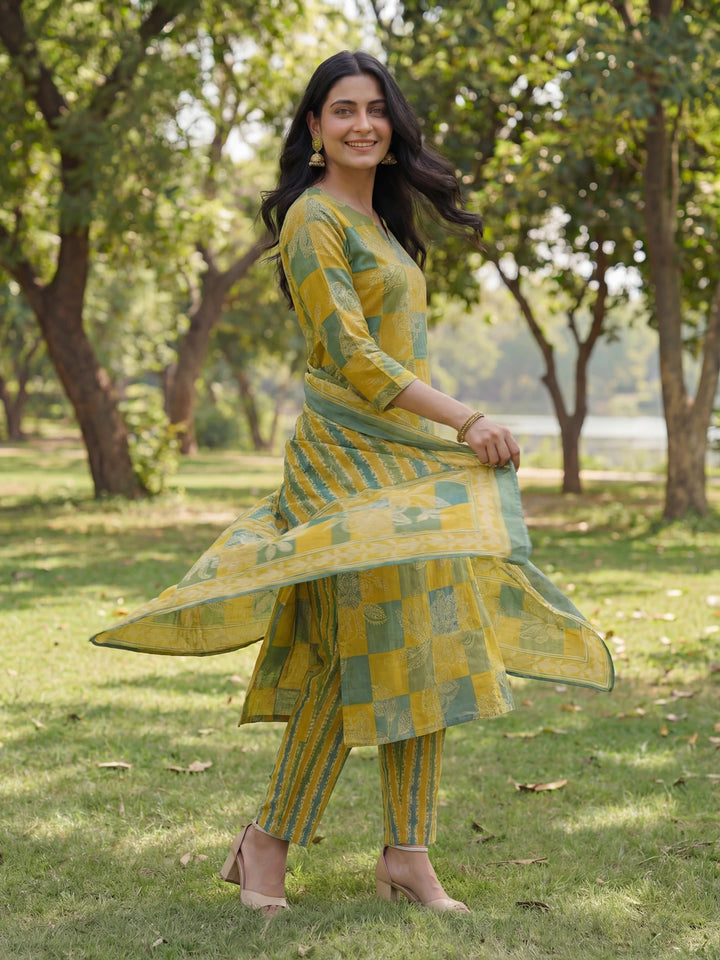 Multi Straight Floral Geometric Print Kurta Trouser Dupatta Set-Yufta Store-7678SKDMTM