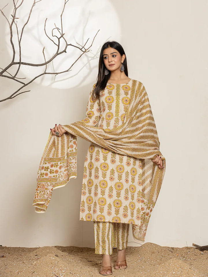 Mustard Floral Print Cotton Straight Samosa-Lace Kurta And Trouser With Dupatta Set