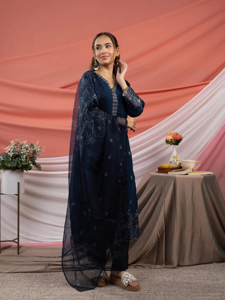 Navy Blue Embroidered Silk Blend Straight Kurta Dupatta Pant Set-Yufta Store-7123SKDNBS