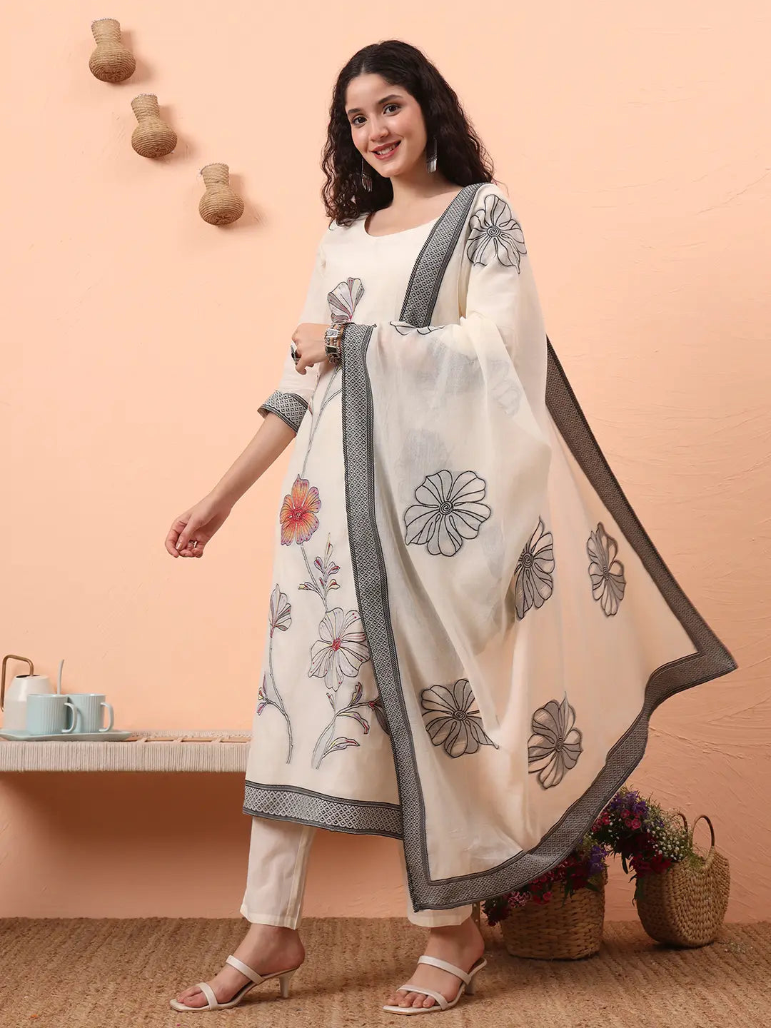 Off-White Handloom Cotton Weaved Kurta Dupatta Pant Set With Cotton Mal Lining-Yufta Store-6331SKDWHM